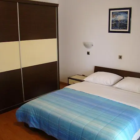 Apartment House Nono Povljana Room photo