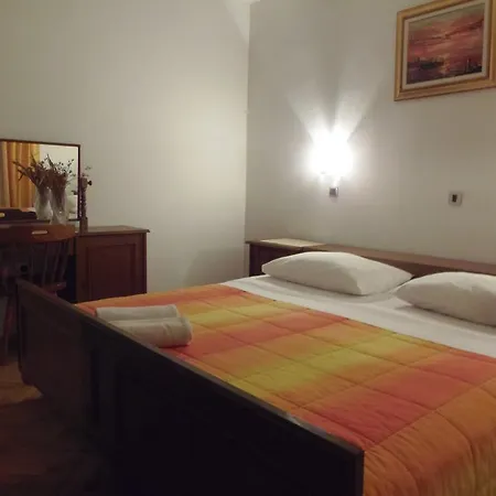 Apartment House Nono Povljana Room photo