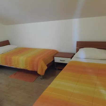 Apartment House Nono Povljana Room photo