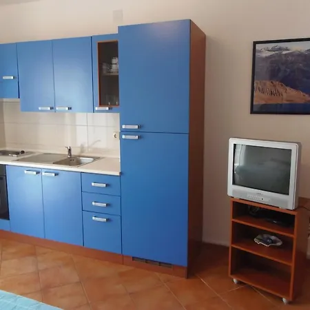 Apartment House Nono Povljana Room photo