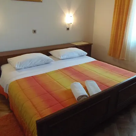 Apartment House Nono Povljana Room photo
